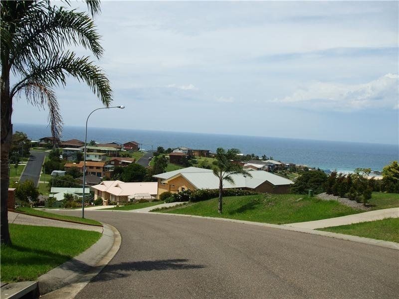 7 Dawn Parade, Kianga NSW 2546