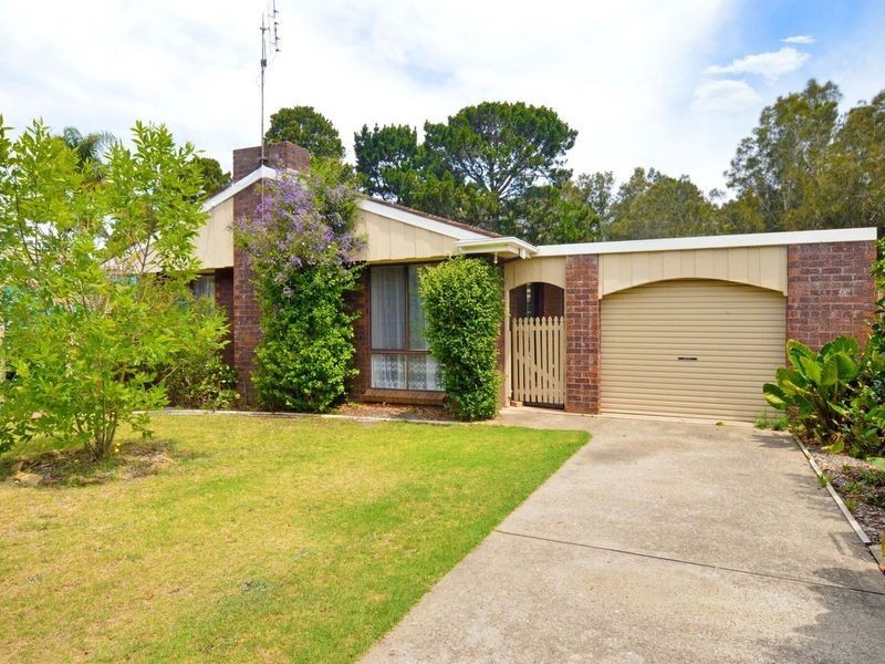 37 Mort Avenue, Dalmeny NSW 2546