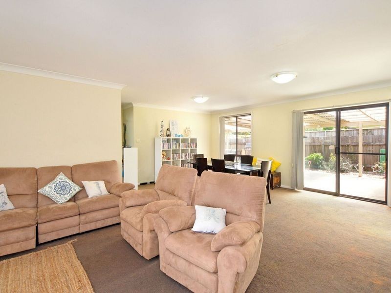 37 Mort Avenue, Dalmeny NSW 2546