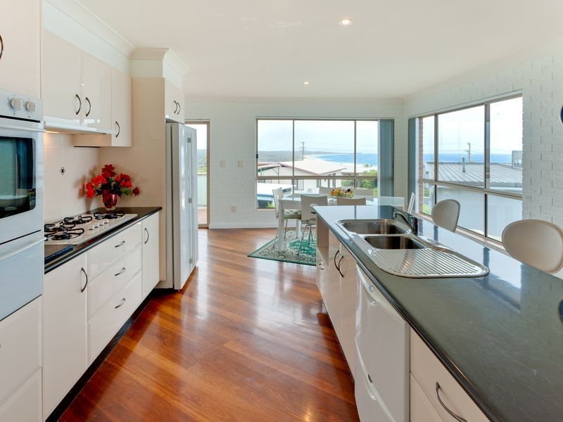 4 Mummaga Way, Dalmeny NSW 2546