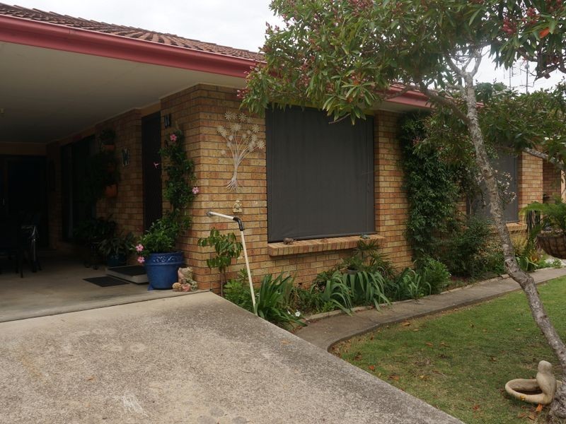 53 Tatiara Street, Dalmeny NSW 2546