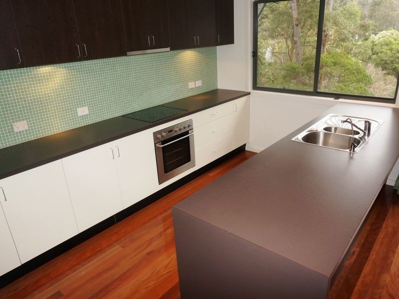 8 Gareth Avenue, Narooma NSW 2546