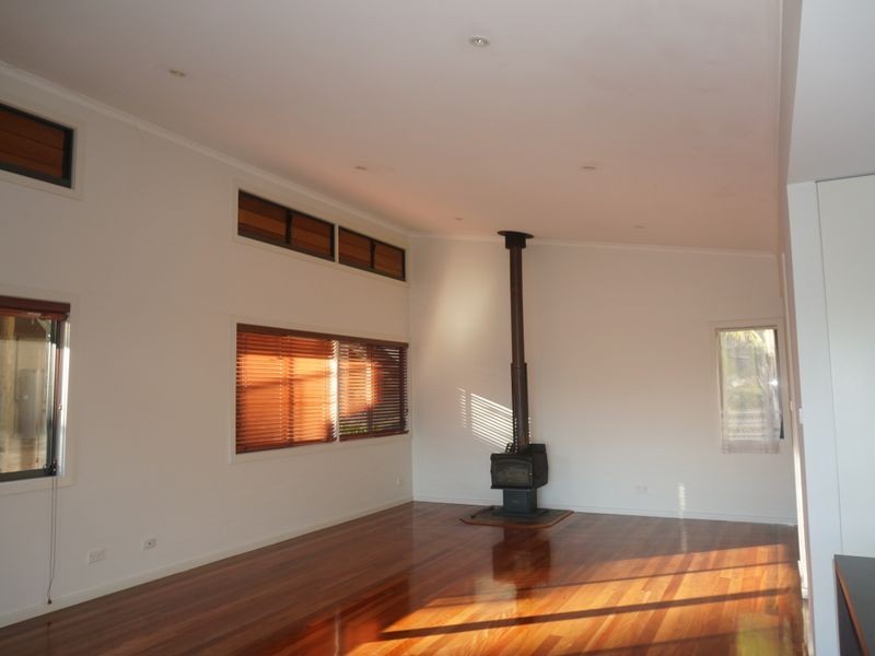 8 Gareth Avenue, Narooma NSW 2546