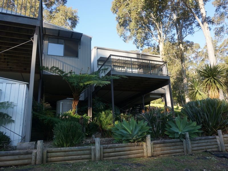 8 Gareth Avenue, Narooma NSW 2546