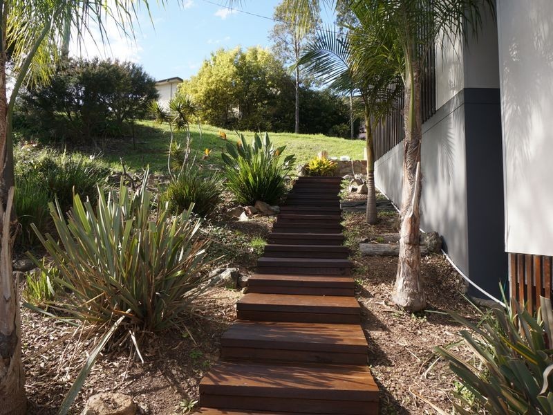 8 Gareth Avenue, Narooma NSW 2546