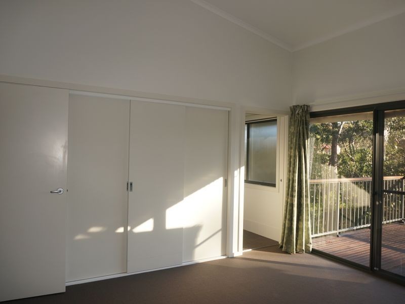 8 Gareth Avenue, Narooma NSW 2546