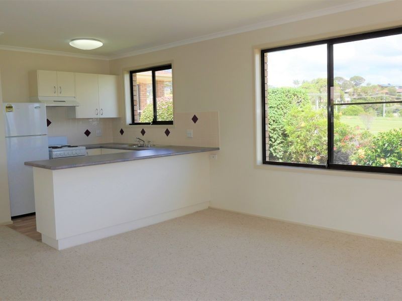 21 Noble Parade, Dalmeny NSW 2546