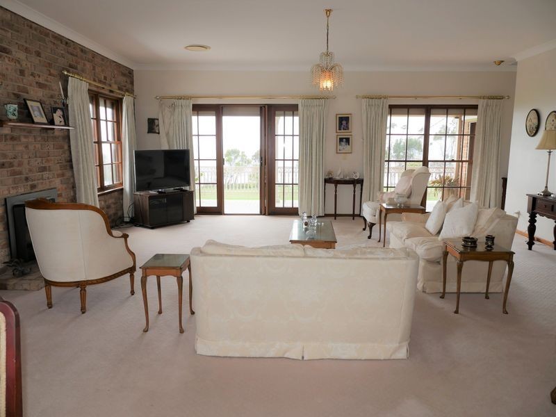 35 McMillan Crescent, Dalmeny NSW 2546