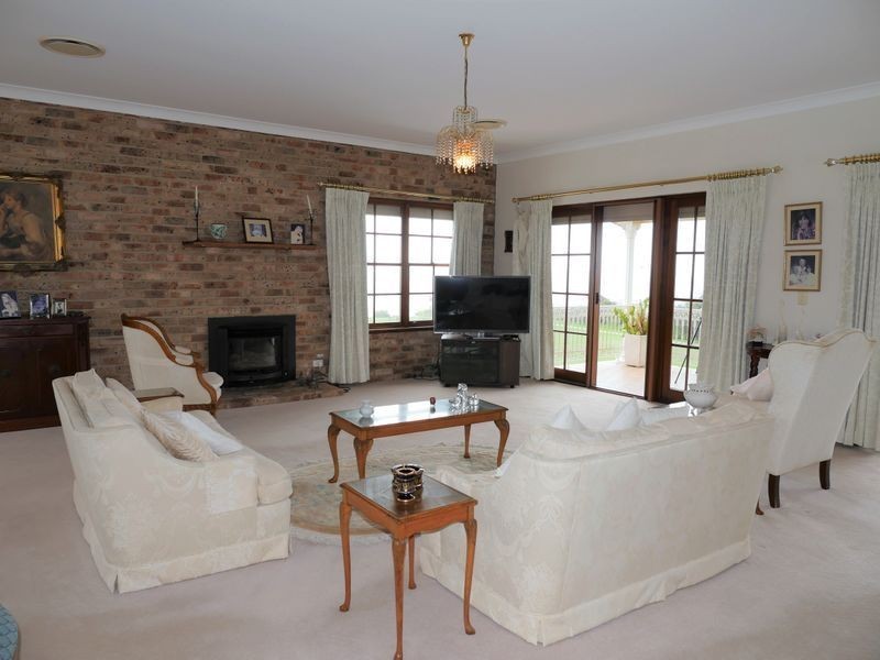 35 McMillan Crescent, Dalmeny NSW 2546