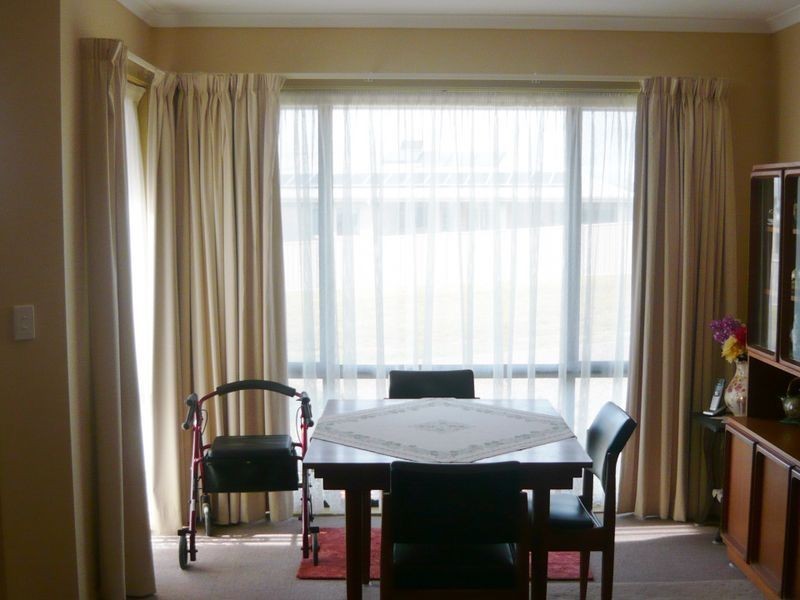 2/33 Noble Parade, Dalmeny NSW 2546