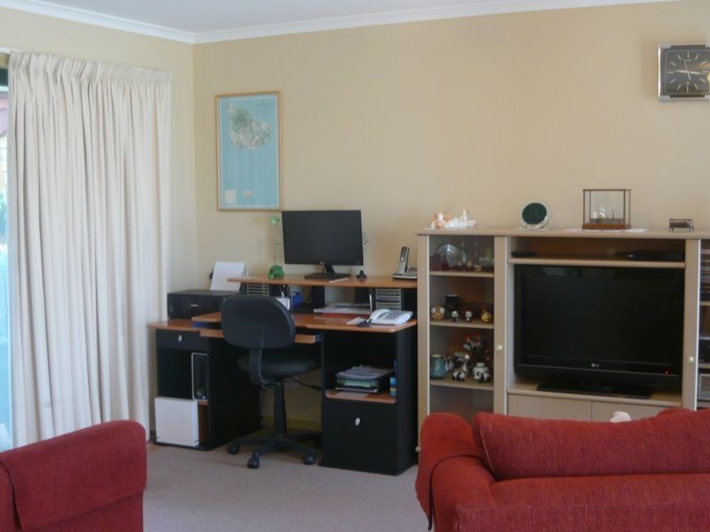 2/33 Noble Parade, Dalmeny NSW 2546