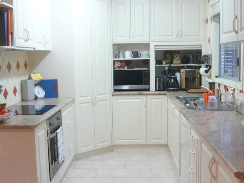 1 Mort Avenue, Dalmeny NSW 2546