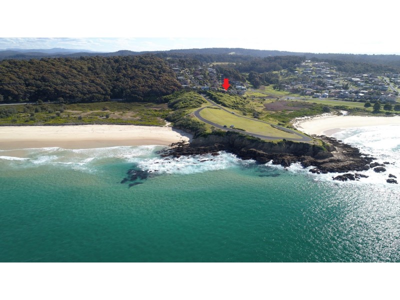 8 Warbler Crescent, North Narooma NSW 2546