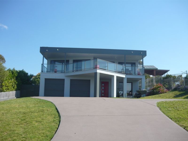 23 John Reilly Street, Dalmeny NSW 2546