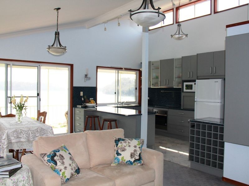 15 Myuna Street, Dalmeny NSW 2546