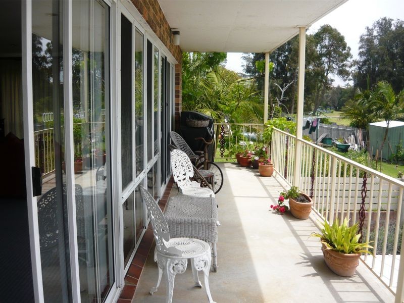 15 Myuna Street, Dalmeny NSW 2546