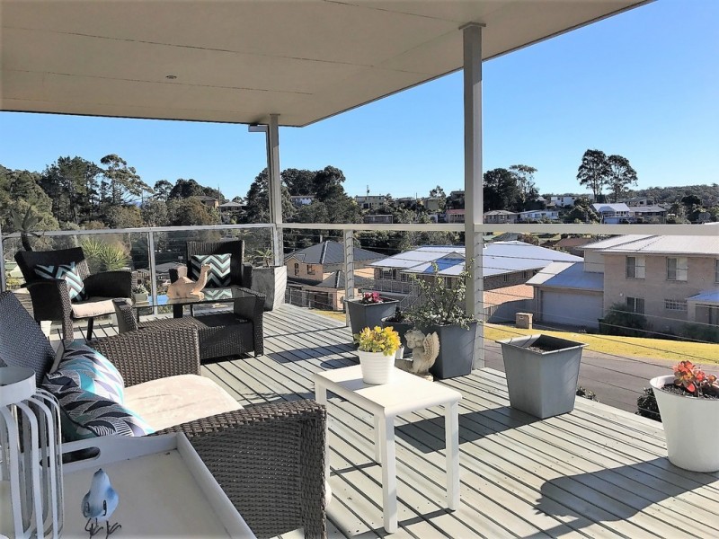 4 Dulip Close, Dalmeny NSW 2546