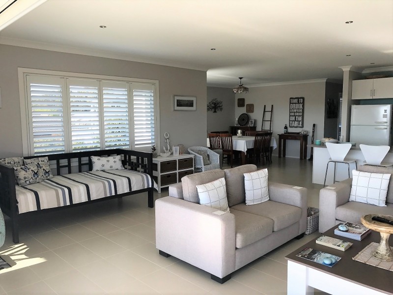 4 Dulip Close, Dalmeny NSW 2546