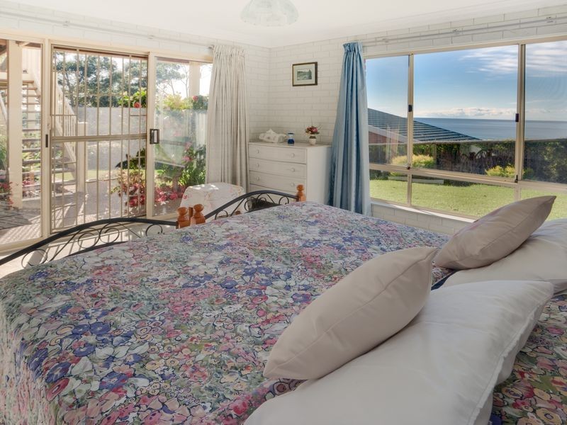 14 Beachview Close, Akolele NSW 2546