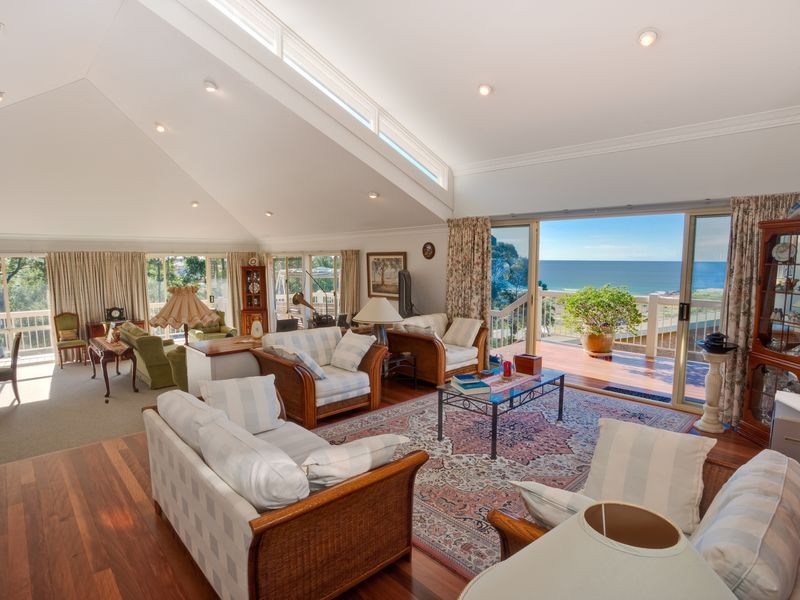 14 Beachview Close, Akolele NSW 2546