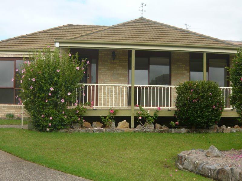 3/9 Mort Avenue, Dalmeny NSW 2546