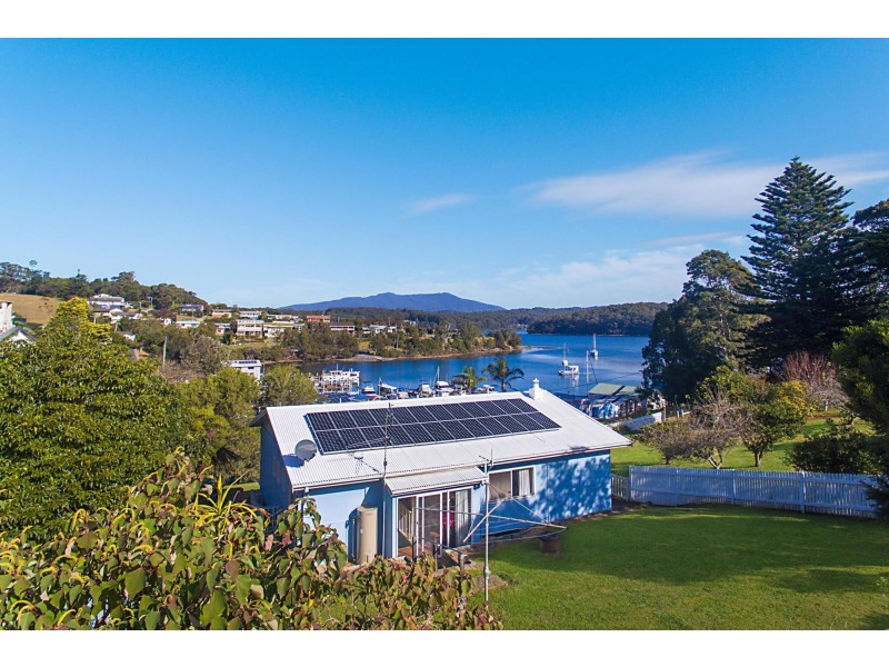29 Riverside Drive, Narooma NSW 2546