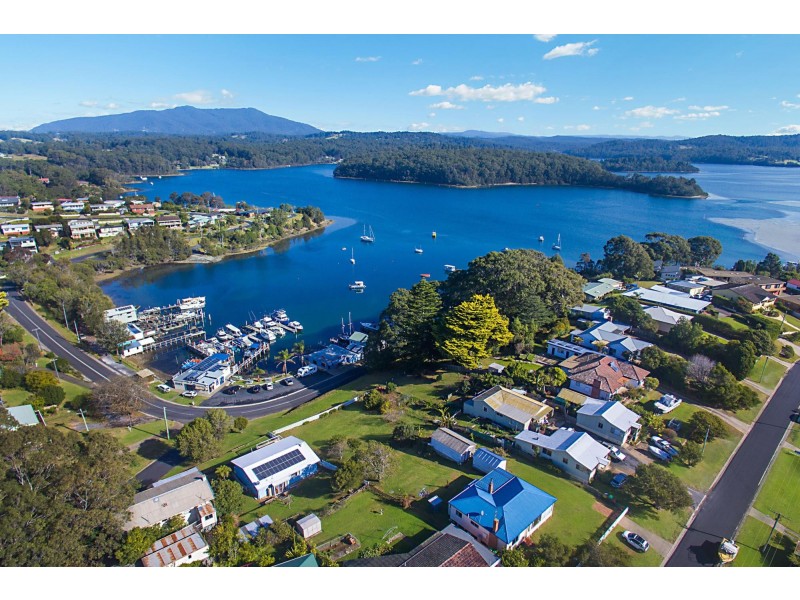 29 Riverside Drive, Narooma NSW 2546