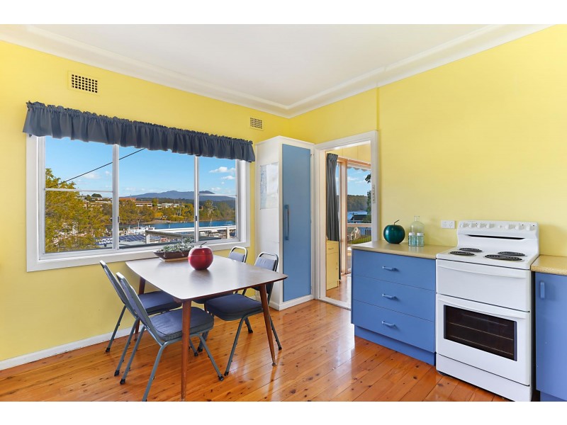 29 Riverside Drive, Narooma NSW 2546