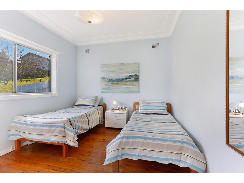 29 Riverside Drive, Narooma NSW 2546