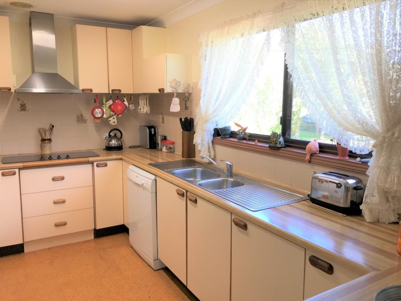 21 Lakeside Drive, Kianga NSW 2546