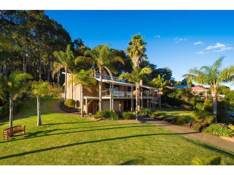 7 Alexander Place, North Narooma NSW 2546
