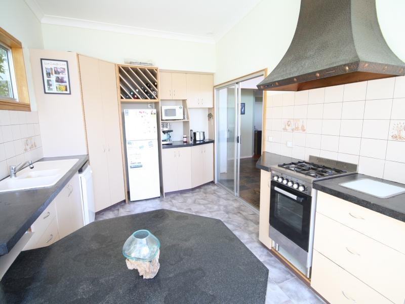 30 Mummaga Way, Dalmeny NSW 2546
