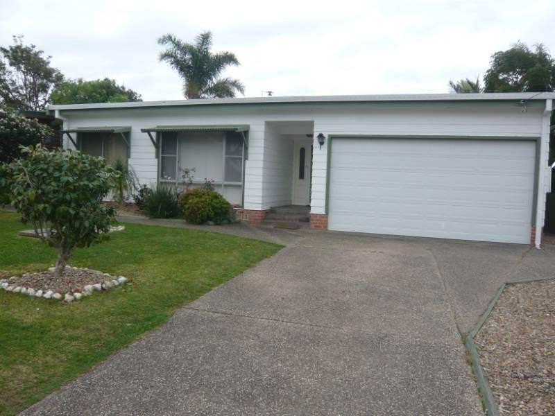 30 Mummaga Way, Dalmeny NSW 2546