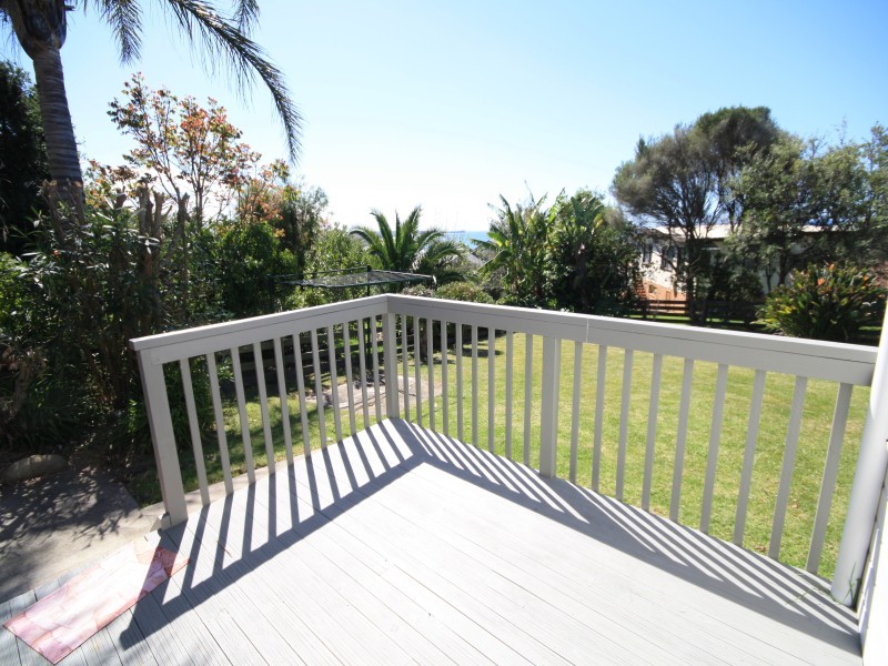 30 Mummaga Way, Dalmeny NSW 2546