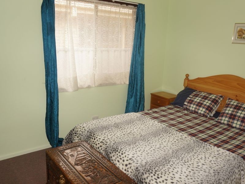 53 Tatiara Street, Dalmeny NSW 2546