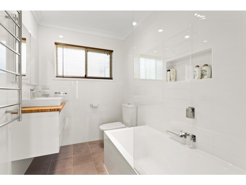 12 Brou Court, Dalmeny NSW 2546