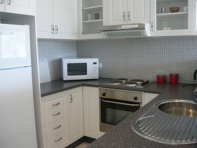 Unit & Sho 1 Noble Parade, Dalmeny NSW 2546