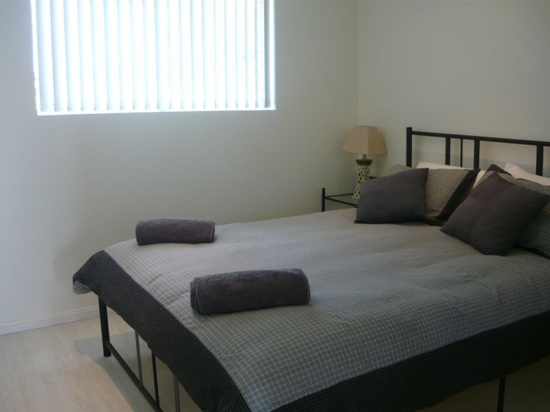 Unit & Sho 1 Noble Parade, Dalmeny NSW 2546