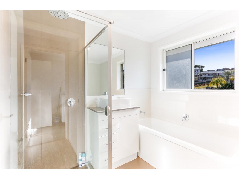 9 Yabbarra Drive, Dalmeny NSW 2546