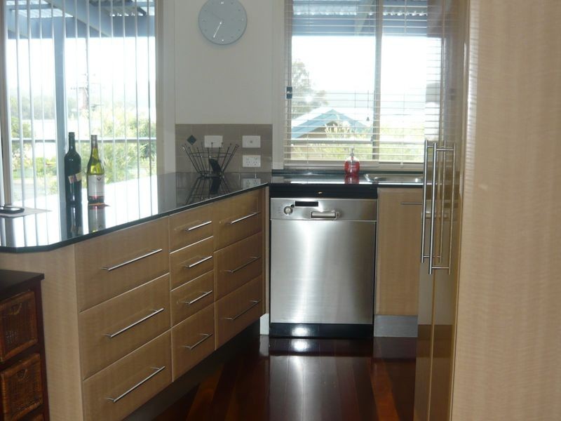 2/11 Binalong Street, Dalmeny NSW 2546