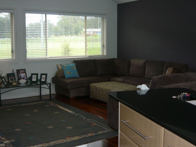 2/11 Binalong Street, Dalmeny NSW 2546