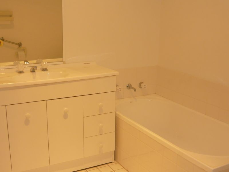 5/9 Mort Avenue, Dalmeny NSW 2546