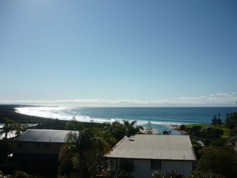 24 John Reilly Street, Dalmeny NSW 2546