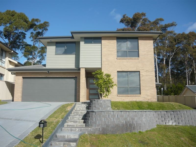 8 Dulip Close, Dalmeny NSW 2546