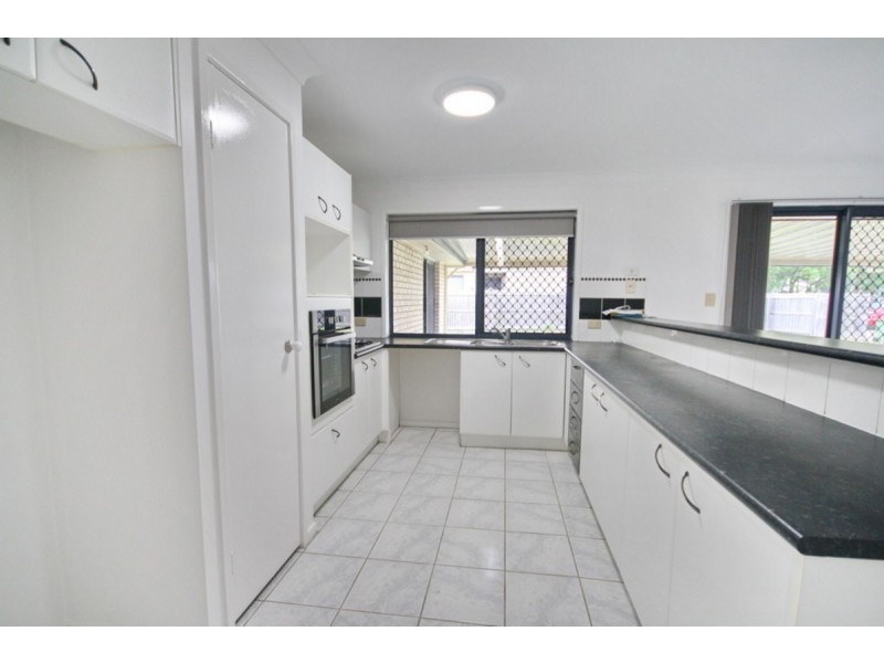 34 Second Avenue, Marsden QLD 4132