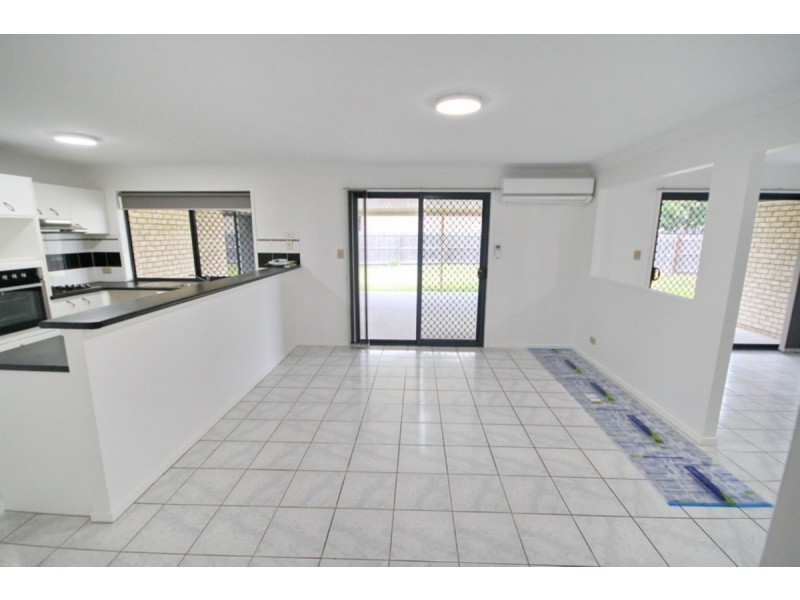 34 Second Avenue, Marsden QLD 4132