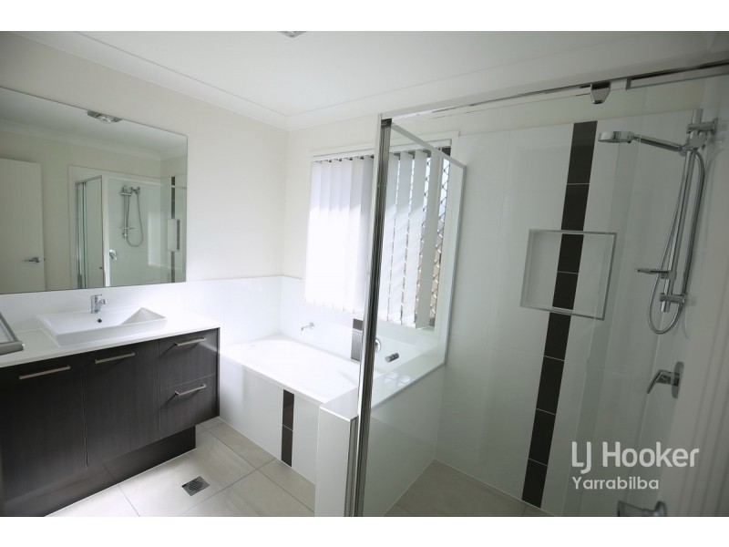 14 Paradise Street, Yarrabilba QLD 4207