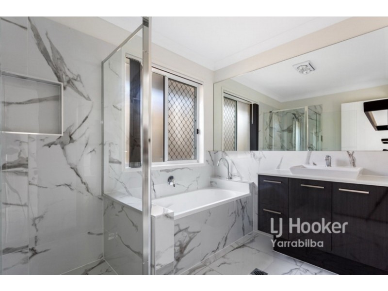10 Tomlinson Street, Yarrabilba QLD 4207