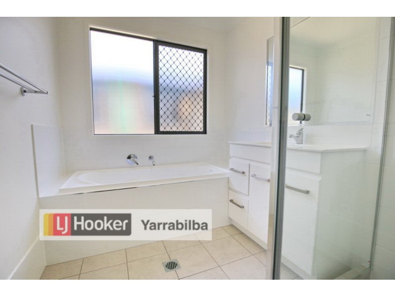 8 Hiddenvale Circuit, Yarrabilba QLD 4207