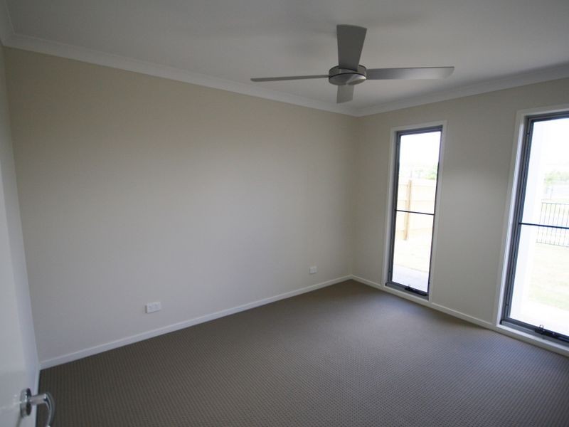 25 Summerview Avenue, Yarrabilba QLD 4207